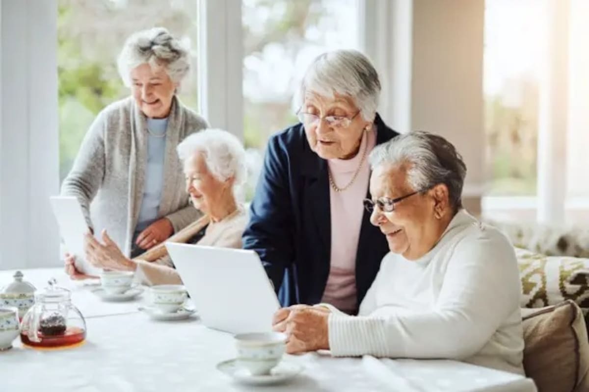 La tecnología puede ofrecer a las personas mayores acceso a muchos recursos