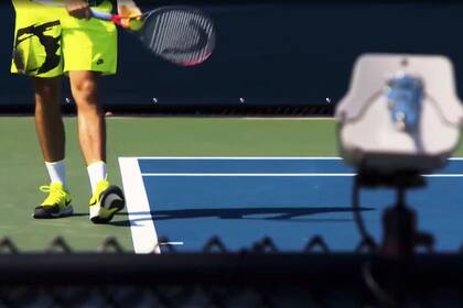 ecnología en el tenis: el Hawk-Eye Live es un sistema automatizado que elimina a los jueces de línea y también la disposición del "challenge" que tienen los jugadores ante piques dudosos.