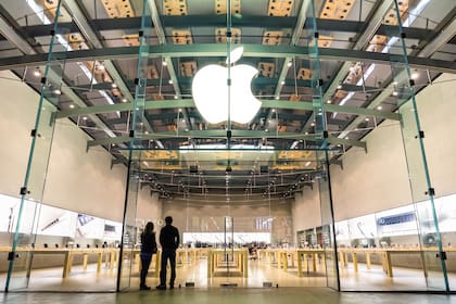 La tecnológica Apple lideró el listado de compañías con mayor cotización