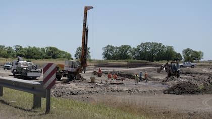 Las obras públicas, sobre todo en rutas, llevan un largo tiempo paralizadas