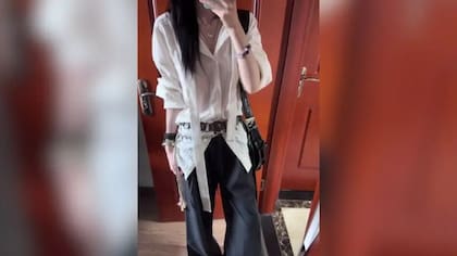 La tendencia de usar ropa de hombre es más común entre las jóvenes chinas