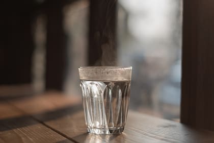 La tendencia del agua caliente está demostrando lo que ya sabemos, dijo: “El agua realmente te hace bien en todos los sentidos”