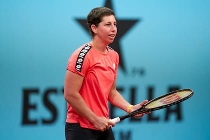 La tenista española Carla Suárez Navarro enfrentó un linfoma de Hodgkin, superó el cáncer y reaparecerá en los próximos días en Roland Garros.