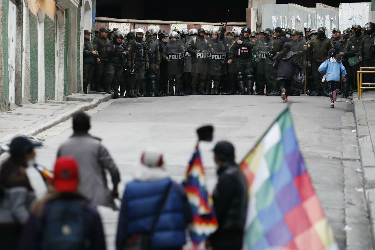 La tensión continúa en las calles de La Paz
