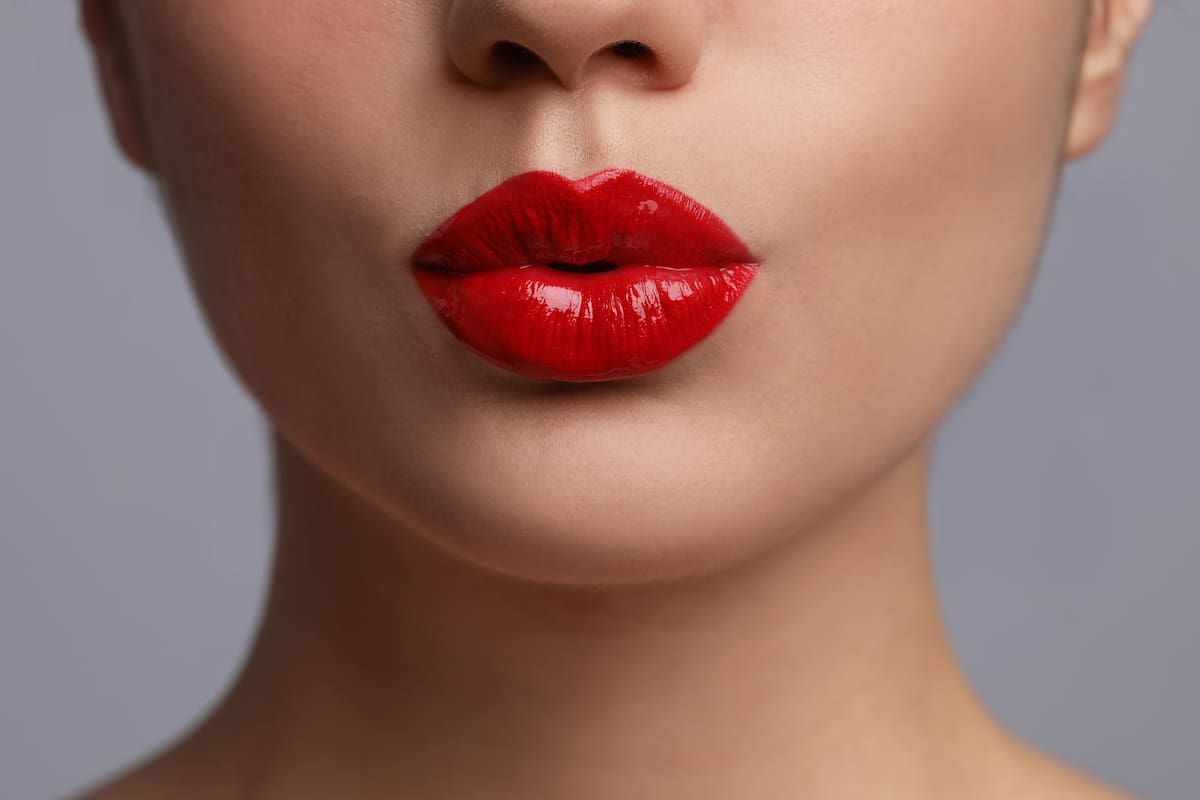 La Terapia Miofuncional (TMF) es el conjunto de procedimientos y técnicas utilizadas para la corrección del desequilibrio muscular orofacial