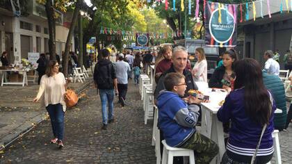 La tercera edición de Leer y Comer congregó mucha gente