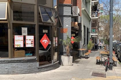 La tercera sucursal de Saigón abrió en Palermo; el local fue diseñado para recibir 60 personas