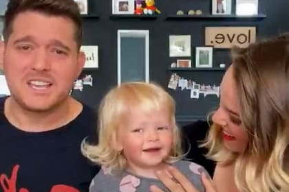 La ternura de Vida Bublé cuando invadió la transmisión del vivo de sus papás.