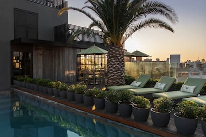 La terraza tiene vistas 360 y es una de las únicas propuestas de rooftop de la ciudad.