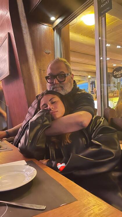 La tierna foto con la que Lola Lanata recordó a su padre a un mes de su muerte