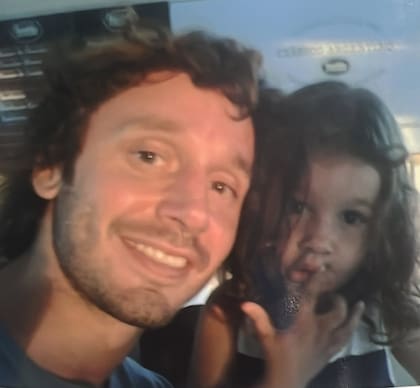 La tierna foto de Benjamín Vicuña con su hija Blanca (Foto: Instagram @benjaminvicuna.ok)