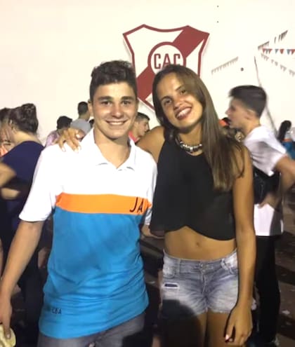 La tierna foto que compartió Julián en sus redes sociales (Foto: @juliaanalvarez)