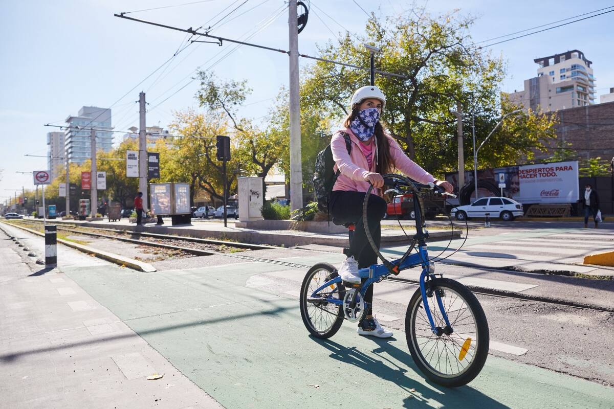 La tierra del sol y del buen vino busca hacer un click en movilidad urbana, aprovechando el cambio de hábito con la cuarentena. El uso de la bicicleta empieza a consolidarse, al tiempo que se esperan avances en la construcción de ciclovías.