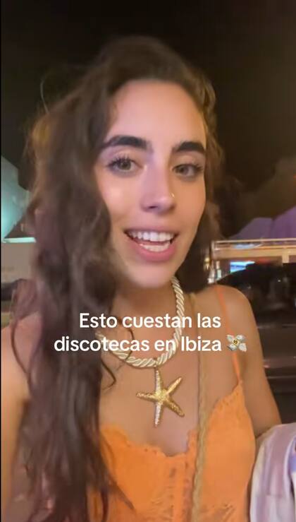 La tiktoker se mostró indignada por los precios de la entrada a los boliches en Ibiza (Foto: Captura TikTok @ireneisern3)