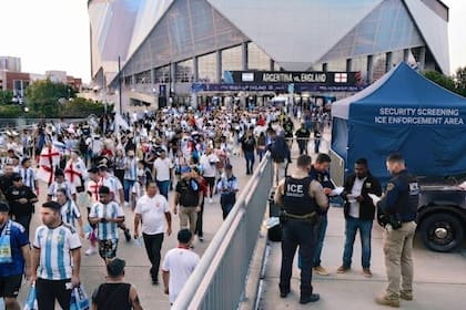 La titular de la cartera de Seguridad argentina confirmó que se destinarán unos 1600 efectivos para evitar enfrentamientos