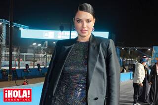 Adriana Lima y su novio, el productor de cine Andre Lemmers, esperan su primer hijo juntos