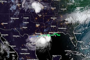 Avanza la tormenta tropical Bertha y su trayectoria continúa hacia Houston y San Antonio en Texas