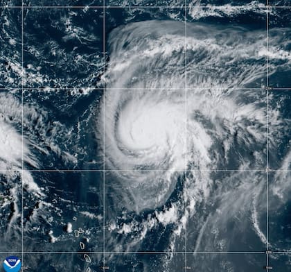 La tormenta tropical Imelda se transformará en huracán de categoría 2 entre el miércoles y el jueves, según los pronósticos