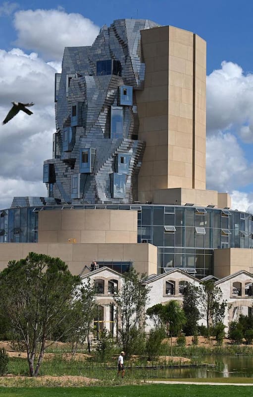 La Torre es el nuevo protagonista de la ciudad de Arles, Francia.