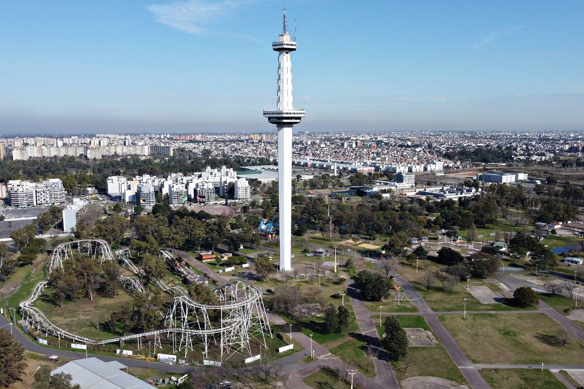 La Torre Espacial, uno de los edificios que buscan protección patrimonial