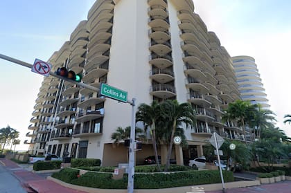 La torre está ubicada en Avenida Collins 8777