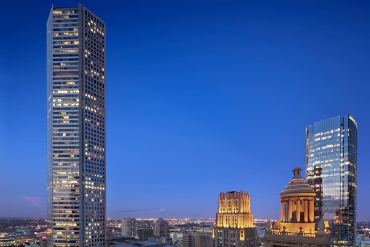 La Torre JPMorgan Chase buscaba romper todos los límites, pero la FAA se opuso y cambió las reglas para siempre