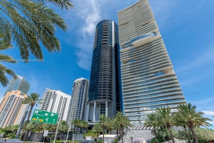 La torre Porsche, el actual hogar de Lionel Messi y Antonela Roccuzzo en Miami
