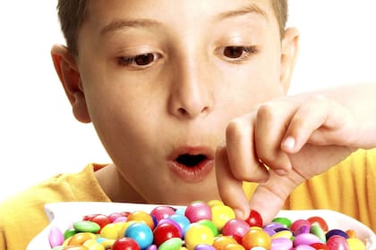 La totalidad de dentistas buscan que sus pacientes consuman la menor cantidad de productos con exceso en azúcares, en especial los niños