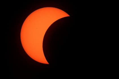 La totalidad del eclipse solar no termina una vez que empieza a destaparse, sino que dura mucho más