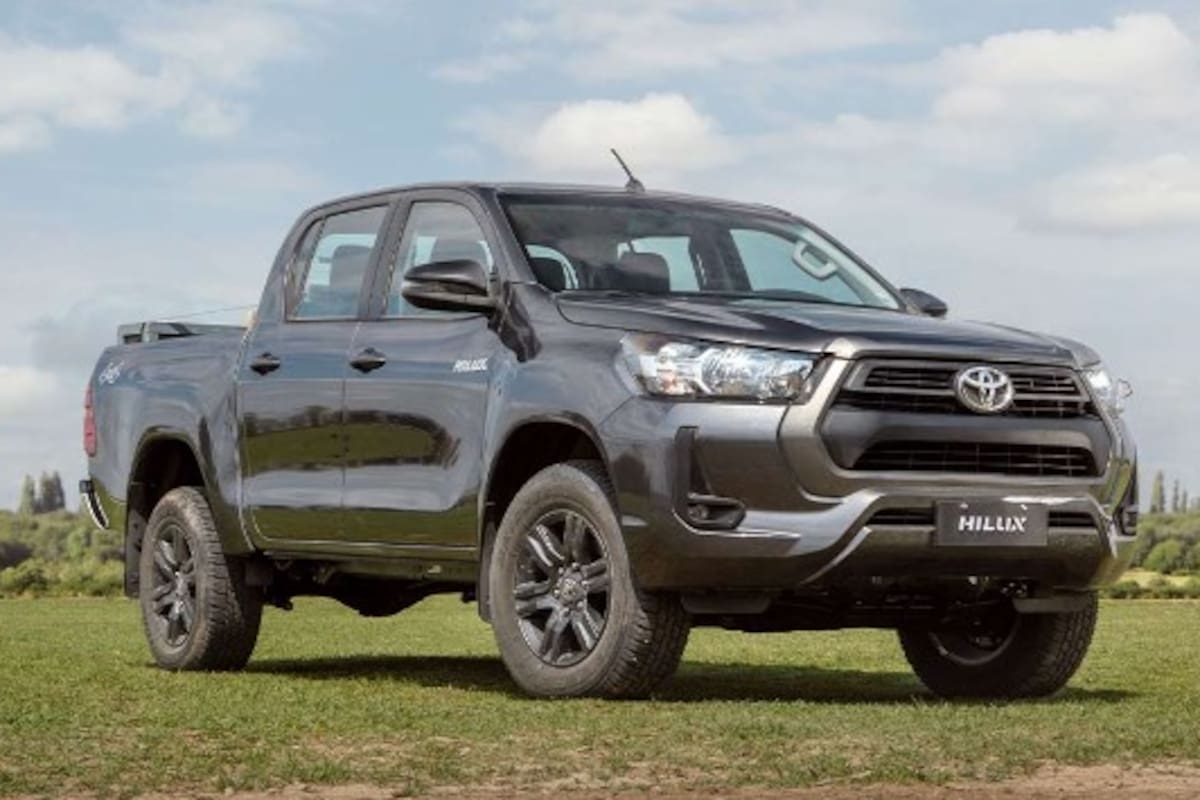 La Toyota Hilux arranca en los $43.552.000 en su versión DX manual
