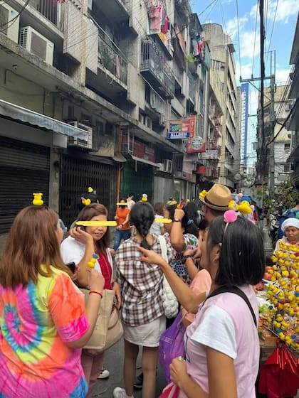 La tradición de los patitos comenzó hace meses en Asia.