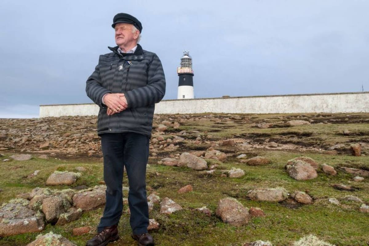 La tradición monárquica de la isla de Tory se remonta al siglo VI; Patsy Dan Rodgers fue rey durante 25 años