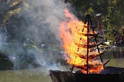La tradicional ceremonia del Japón de renovación espiritual que permite cambiar la energía y desear prosperidad