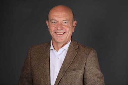 “La transformación digital no es sólo un factor diferencial para las grandes empresas, sino también para las pequeñas y medianas industrias”, dice Alejandro Köckritz, CEO de Siemens Argentina