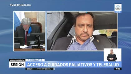 La transmisión de la sesión en la que Snopek votó desde su auto
