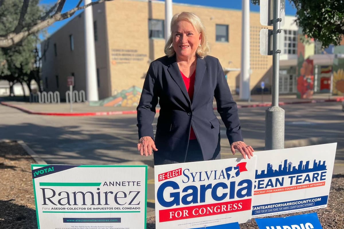 La trayectoria política de Sylvia García, quien representa al Distrito 29 de Texas en la Cámara de Representantes de Estados Unidos y busca la reelección