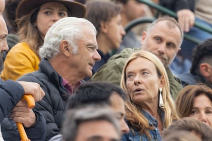 La trilliza María Eugenia Fernández Rousse con su marido, Horacio Laprida.