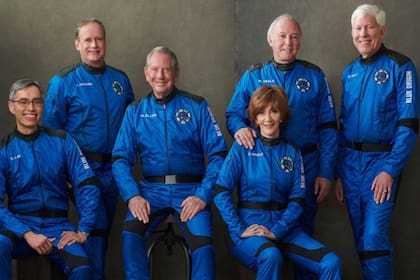 La tripulación completa (Foto Instagram @blueorigin)
