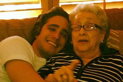 La tristeza de Diego Boneta: murió su abuela Pepa