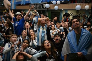 Milei, obligado a levantar el ánimo… y la economía