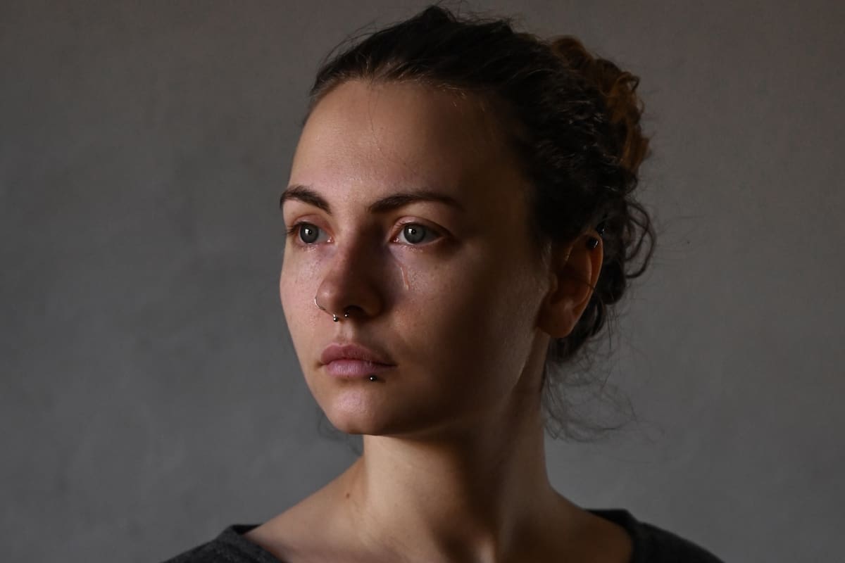 La tristeza es una emoción que uno debe permitirse de vez en cuando, pero sin anclarnos en ella para ser capaces de construir un futuro mejor