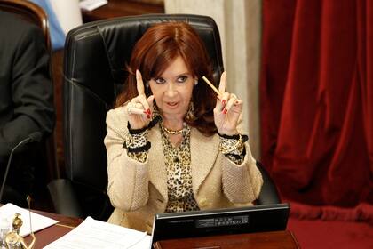 La tropa de Cristina Kirchner en el Senado buscará convertir en ley la nueva fórmula de movilidad jubilatoria, que reemplaza la impulsada por el gobierno de Mauricio Macri, y la quita de casi un punto de la coparticipación a la gestión de Horacio Rodríguez Larreta, por los fondos de la policía