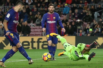 La última asistencia de Messi a Suárez