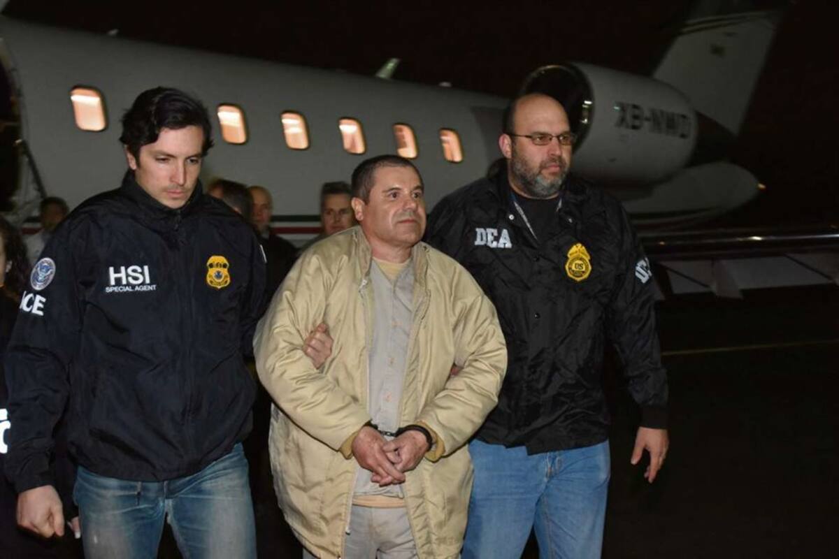 La última foto del Chapo, cuando llegó extraditado a EE.UU.