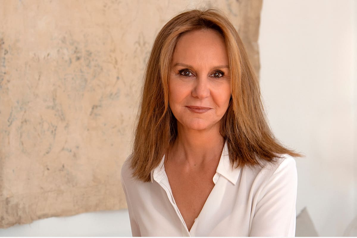 La última novela de María Dueñas es la ficción más vendida en la Argentina