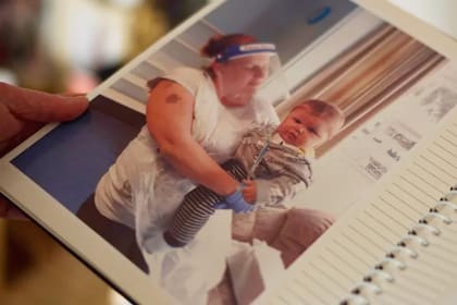 La última vez que Laura Corkill pudo abrazar a su hijo