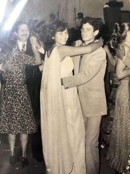 La única foto que conserva de su noviazgo en la adolescencia.