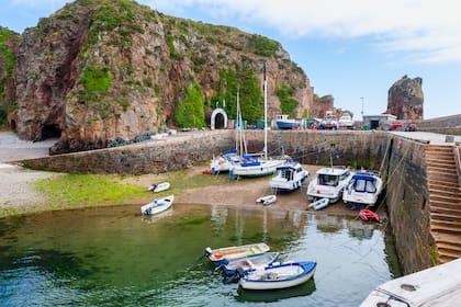 La única manera de llegar a la isla es a través de un barco que sale desde Guernsey