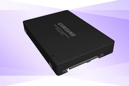 La unidad de almacenamiento SSD desarrollada por Samsung y Xilinx cuenta con un procesador propio que le permite ampliar la capacidad de almacenamiento hasta 12 TB mediante un sistema de compresión integrado a la unidad SSD