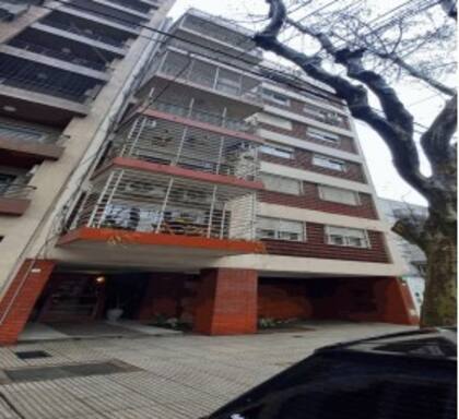 La unidad está ubicada en Manzoni 131